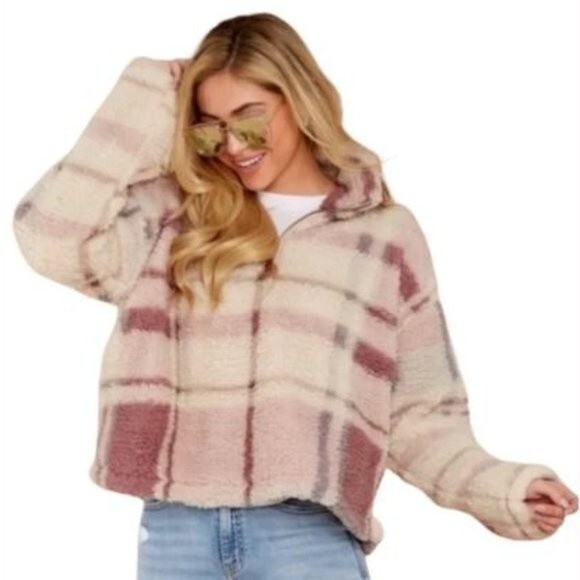 Thread & Supply Cream & Mauve Walking Poetry Wubby Sherpa Pullover Size Medium - Picture 1 of 8